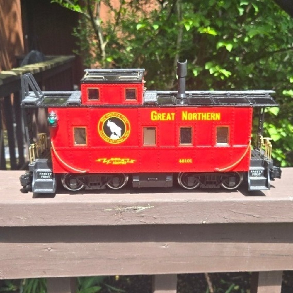 REA Polk's Great Northern Red Caboose REA-42101 G Scale Model Train‎ Boxed